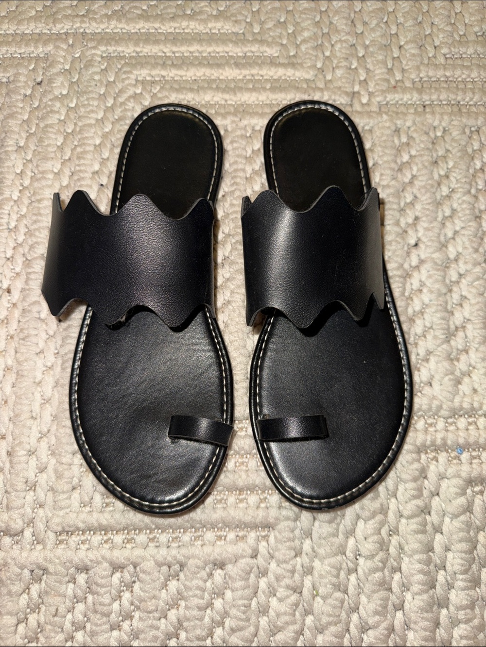 Women’s black Sandals